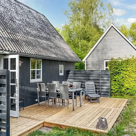 Tomassine By Interhome *